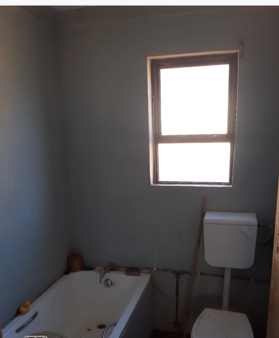 2 Bedroom Property for Sale in Mcnaughton Eastern Cape